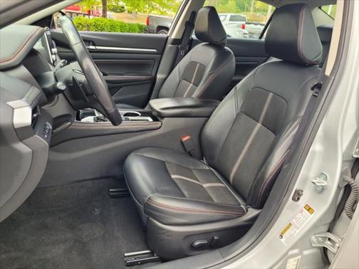 2023 Nissan Altima SR FWD