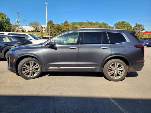 2023 Cadillac XT6 Premium Luxury FWD