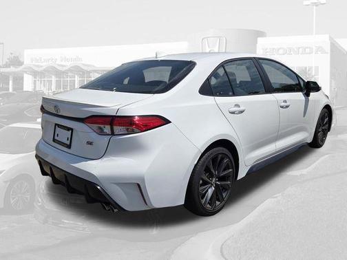 Ice 2024 Toyota Corolla SE