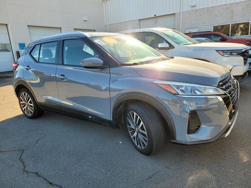 2021 Nissan Kicks SV