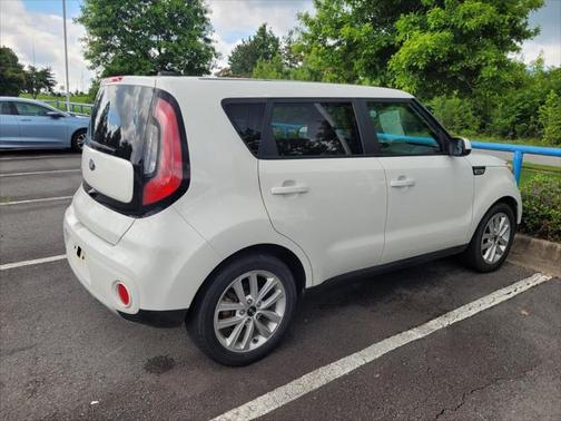 2019 Kia Soul +