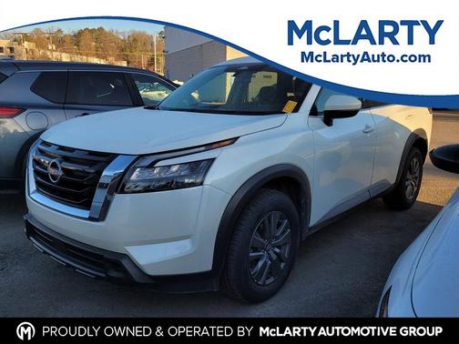 2024 Nissan Pathfinder SV FWD