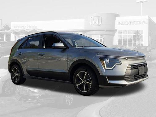 Steel Gray 2025 Kia Niro LX