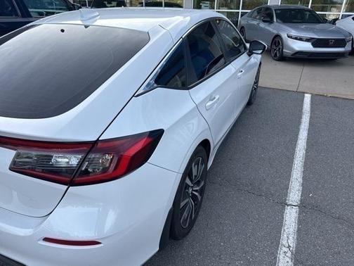 2022 Honda Civic EX-L