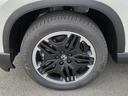 2026 Honda Pilot Touring 8-Passenger