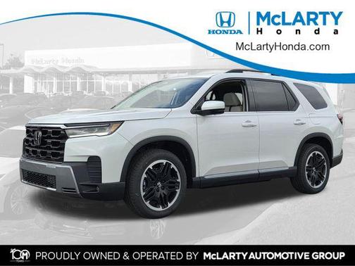 Platinum White Pearl 2026 Honda Pilot Touring 8-Passenger