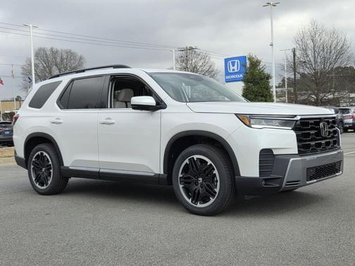 2026 Honda Pilot Touring 8-Passenger