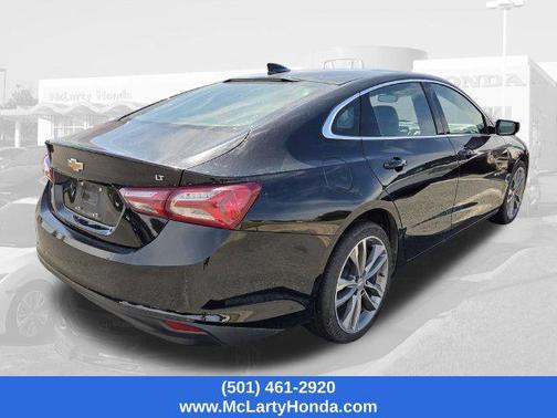 Mosaic Black Metallic 2024 Chevrolet Malibu FWD 2LT