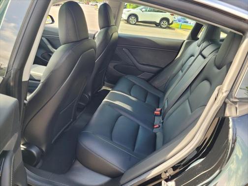 2019 Tesla Model 3 Standard Range