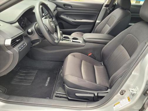 2024 Nissan Altima S FWD