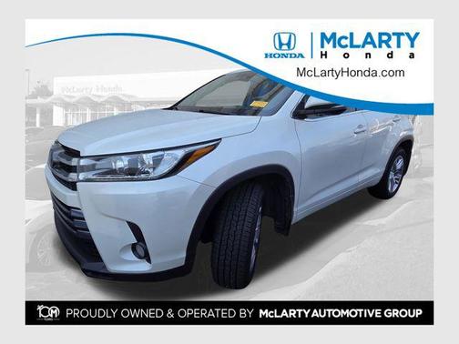 Blizzard Pearl 2017 Toyota Highlander Limited