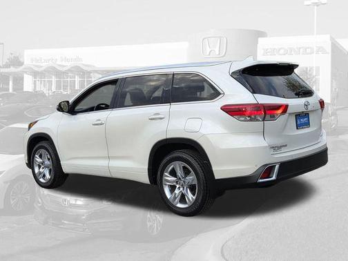 Blizzard Pearl 2017 Toyota Highlander Limited