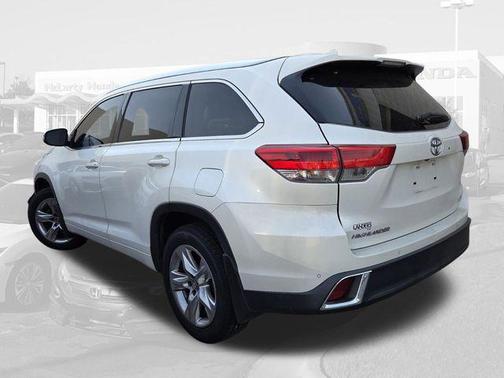 Blizzard Pearl 2017 Toyota Highlander Limited