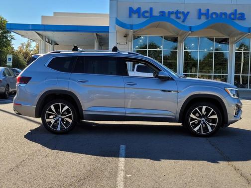 2024 Volkswagen Atlas 2.0T SEL Premium R-Line 4MOTION