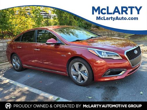 2017 Hyundai SONATA Hybrid Limited