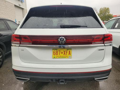 2024 Volkswagen Atlas 2.0T SE w/Technology 4MOTION