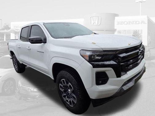 Summit White 2024 Chevrolet Colorado Z71