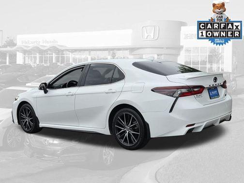 Ice Cap 2024 Toyota Camry SE