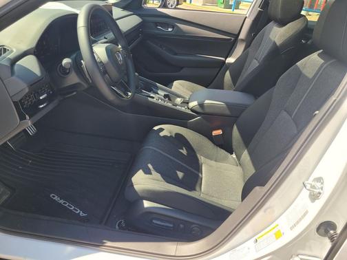 2025 Honda Accord Hybrid Base