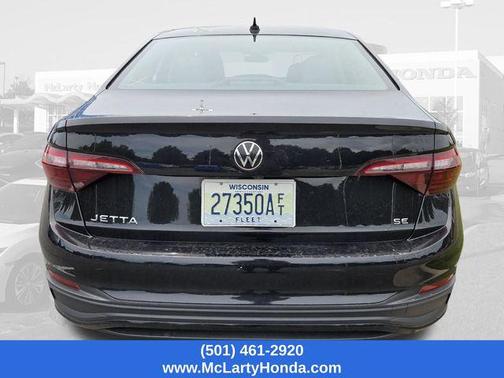 Deep Black Pearl 2024 Volkswagen Jetta 1.5T SE
