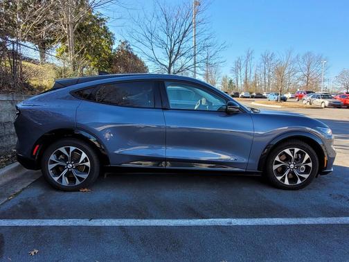 2021 Ford Mustang Mach-E Premium