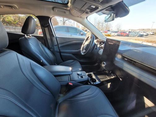 2021 Ford Mustang Mach-E Premium