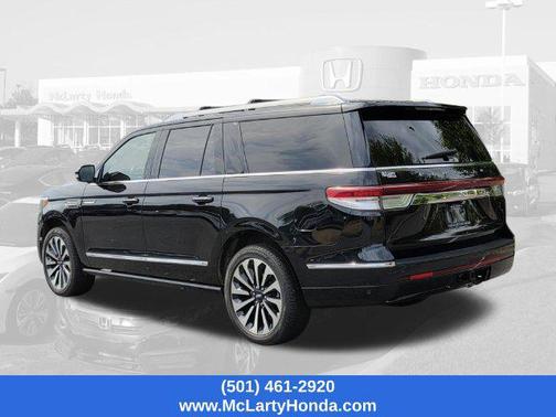 Infinite Black Metallic Clearcoat 2022 Lincoln Navigator Reserve