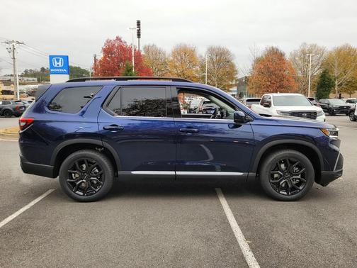 2025 Honda Pilot Touring 8-Passenger