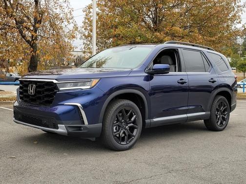 2025 Honda Pilot Touring 8-Passenger