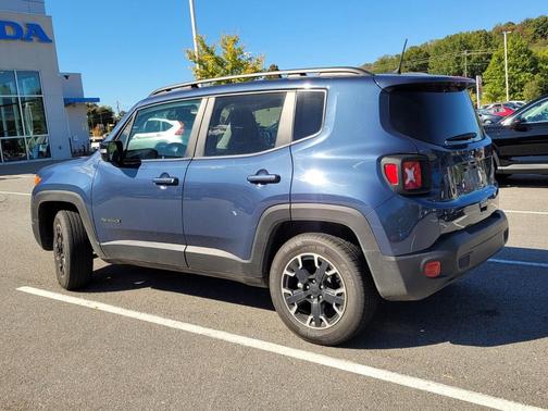 2023 Jeep Renegade Upland