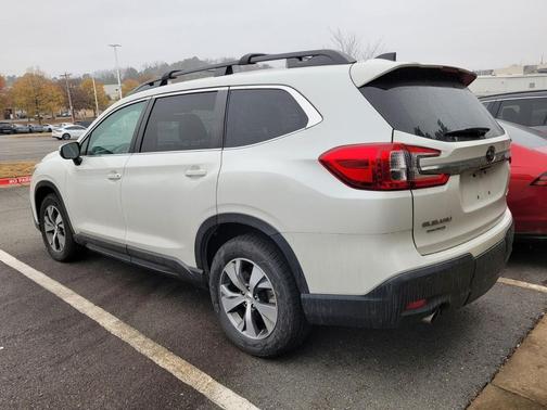 2023 Subaru Ascent Premium 8-Passenger