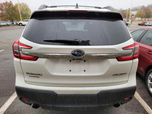 2023 Subaru Ascent Premium 8-Passenger