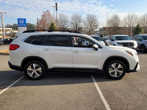 2023 Subaru Ascent Premium 8-Passenger