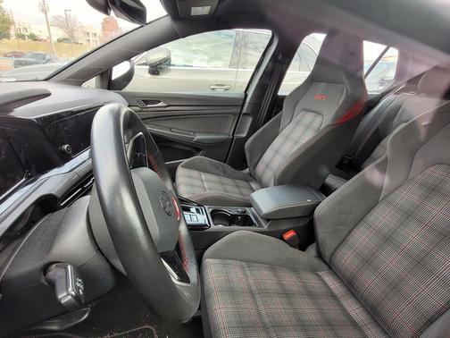 2024 Volkswagen Golf GTI 2.0T S DSG