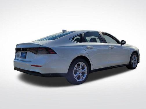 2025 Honda Accord LX 1.5T