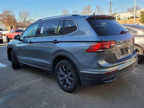 2024 Volkswagen Tiguan 2.0T SE