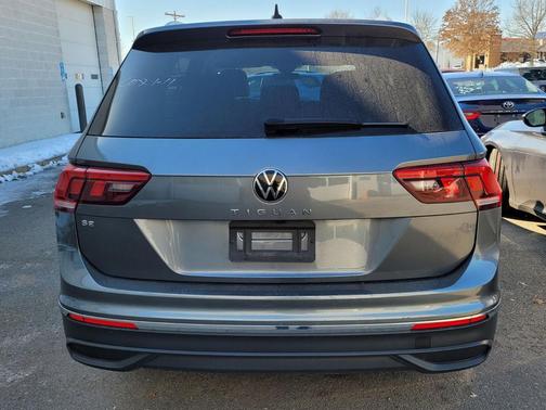 2024 Volkswagen Tiguan 2.0T SE
