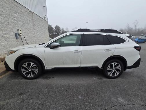 2020 Subaru Outback Touring XT