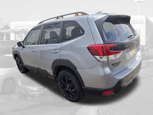 Ice Silver Metallic 2023 Subaru Forester Wilderness