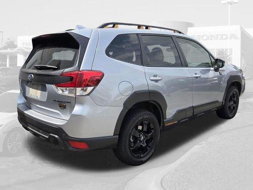 Ice Silver Metallic 2023 Subaru Forester Wilderness