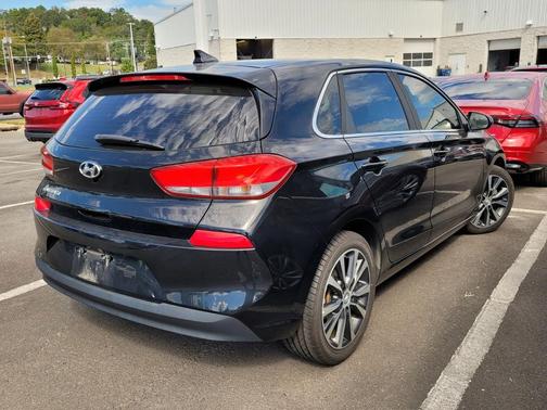 2018 Hyundai Elantra GT Base