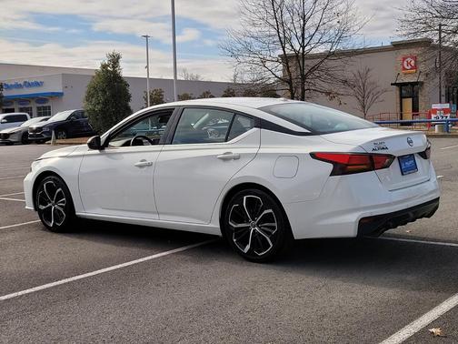 2024 Nissan Altima SR FWD