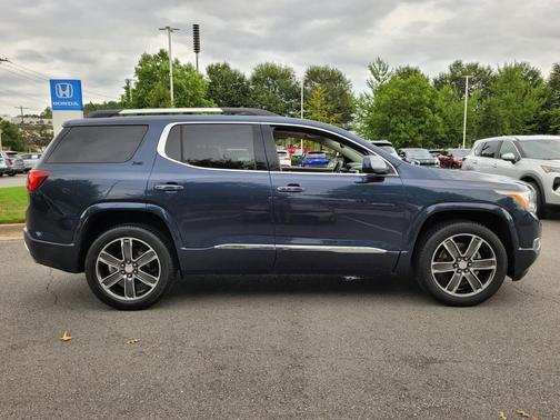 2018 GMC Acadia Denali
