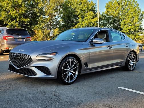 2023 Genesis G70 2.0T RWD