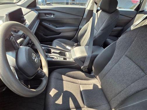 Platinum White Pearl 2023 Honda Accord LX 1.5T