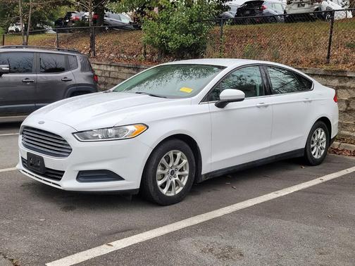 2016 Ford Fusion S