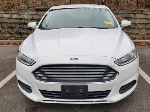 2016 Ford Fusion S