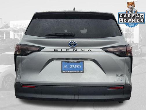 Celestial Silver Metallic 2024 Toyota Sienna LE