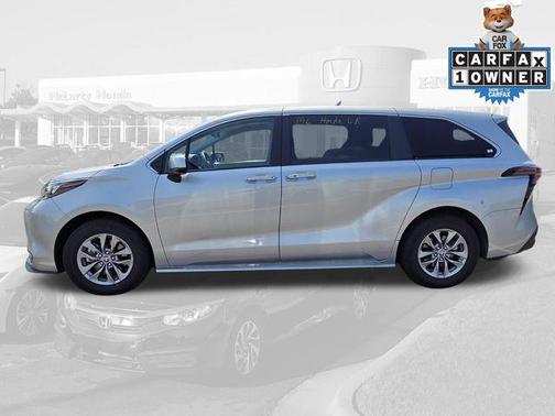 Celestial Silver Metallic 2024 Toyota Sienna LE