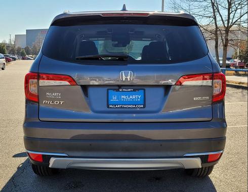 2022 Honda Pilot Touring 8-Passenger